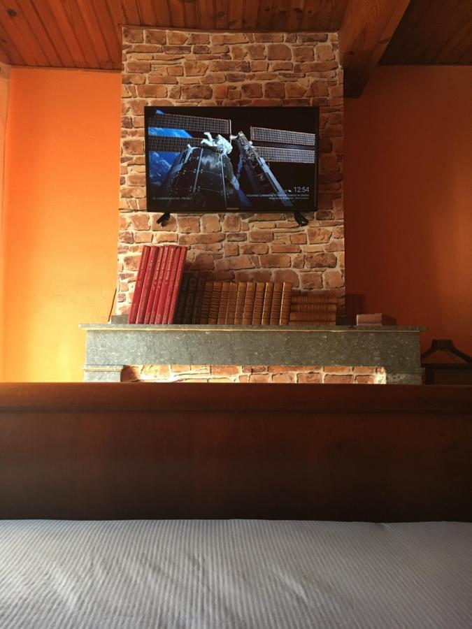 Casa Du Bassin Bed and Breakfast Castelnaudary Exterior foto